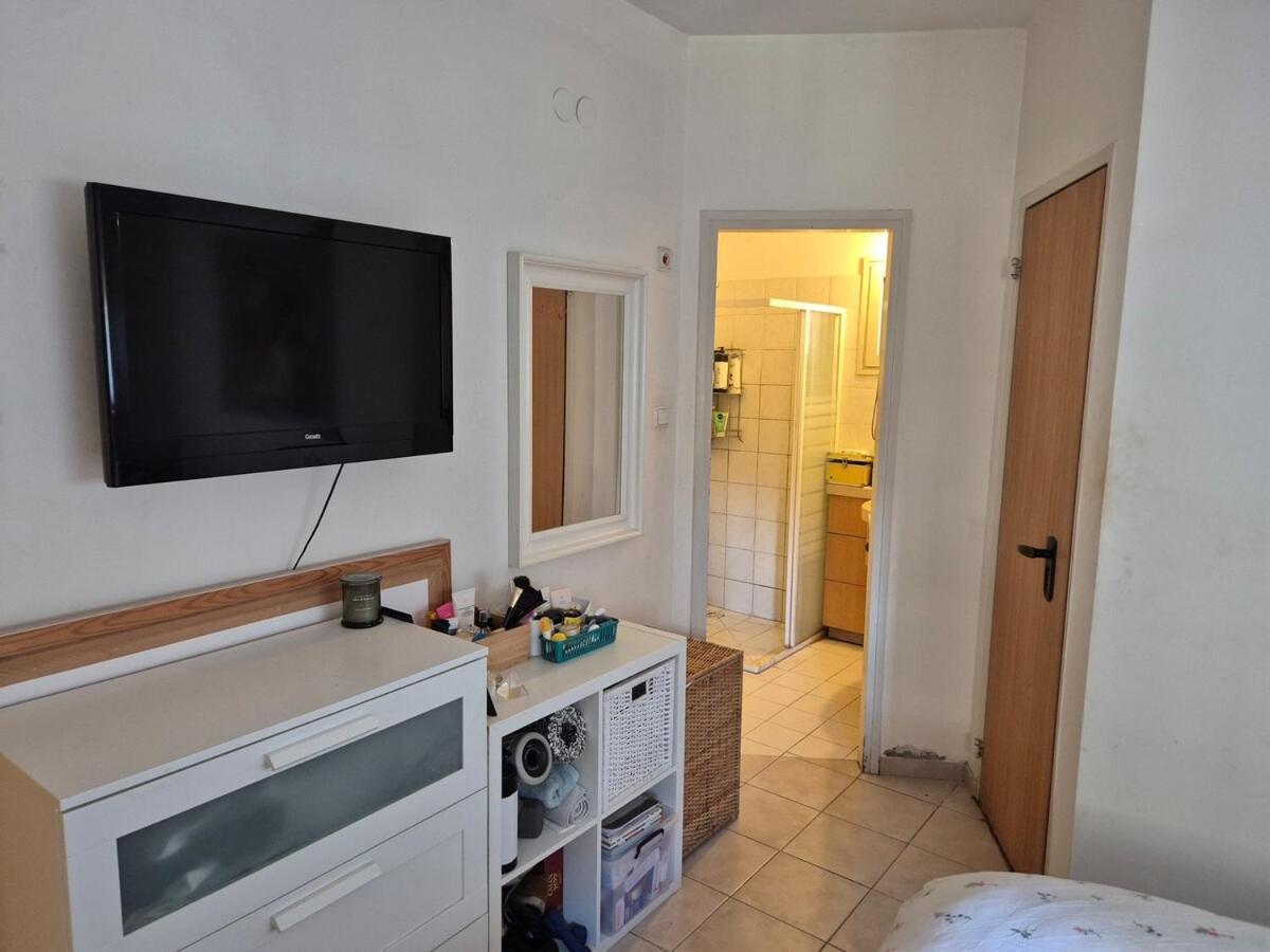 Great Near Poleg Apartment
