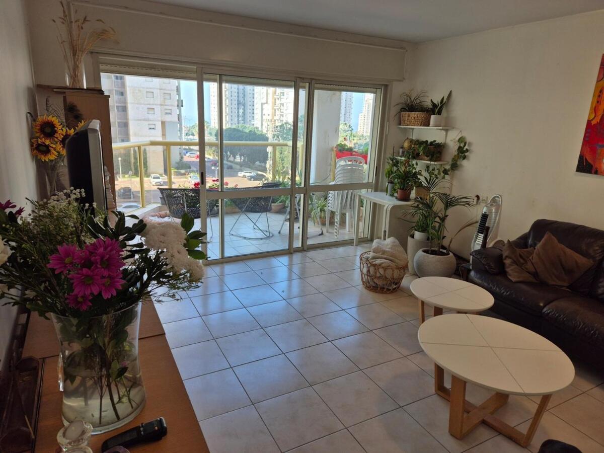 Apartment Great Near Poleg